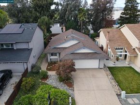 4962 Shadowfalls Dr, Martinez CA 94553