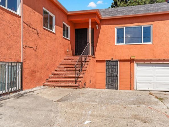 1015 82Nd Ave, Oakland CA 94621