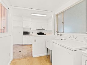 1015 82Nd Ave, Oakland CA 94621