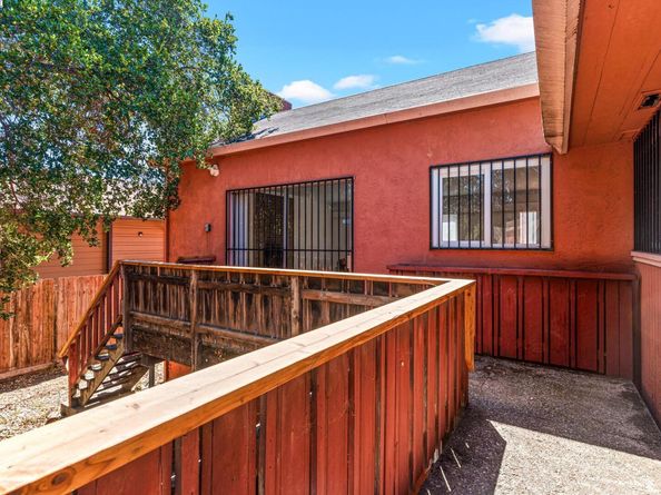 1015 82Nd Ave, Oakland CA 94621