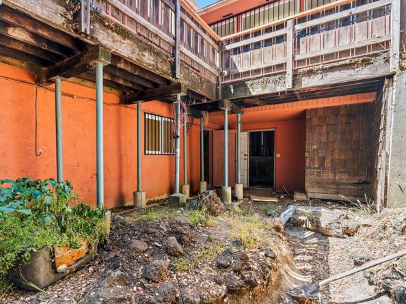 1015 82Nd Ave, Oakland CA 94621