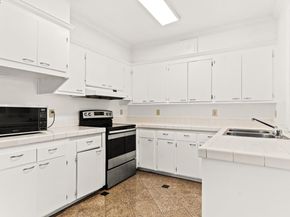 1015 82Nd Ave, Oakland CA 94621