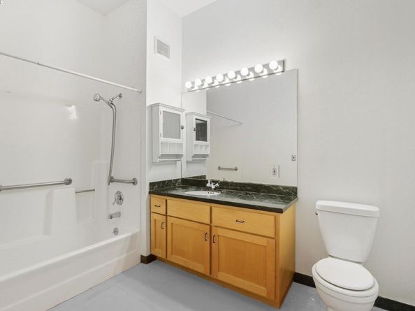 730 29th Street 106, Oakland CA 94609