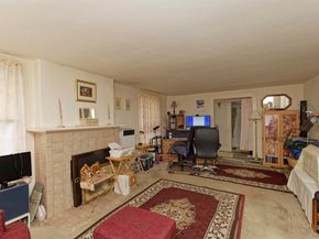 1033 Magnolia St, Oakland CA 94607