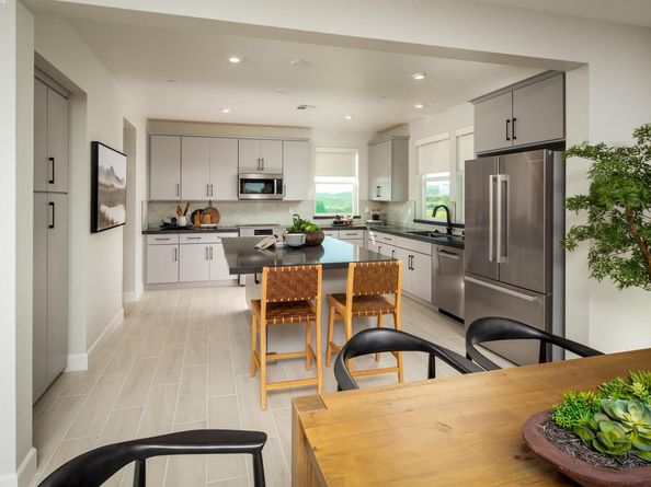 921 More Lane 1401, Morgan Hill CA 95037