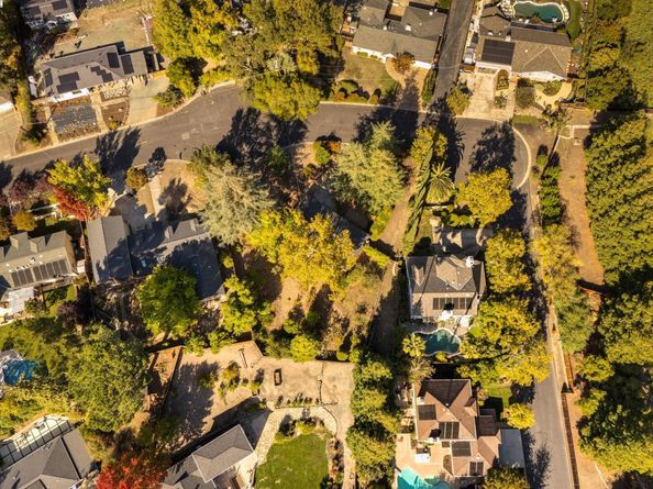 298 Valle Vista Dr, Danville CA 94526