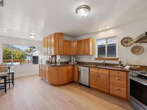 935 Park Street, Alameda CA 94501