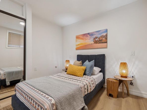 935 Park Street, Alameda CA 94501