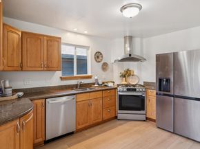 935 Park Street, Alameda CA 94501