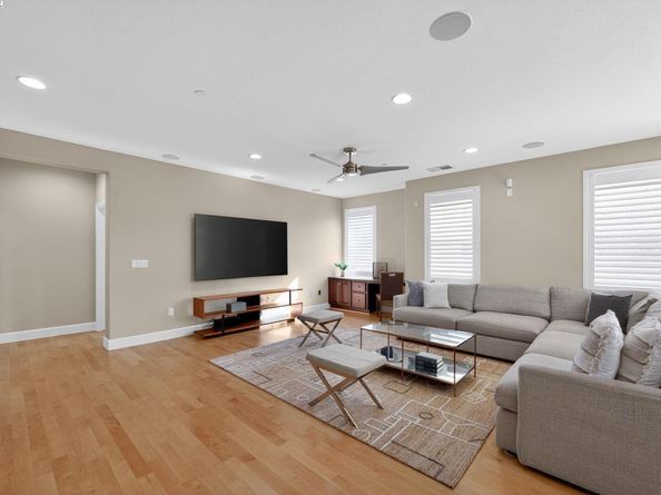 3231 Central Pkwy, Dublin CA 94568