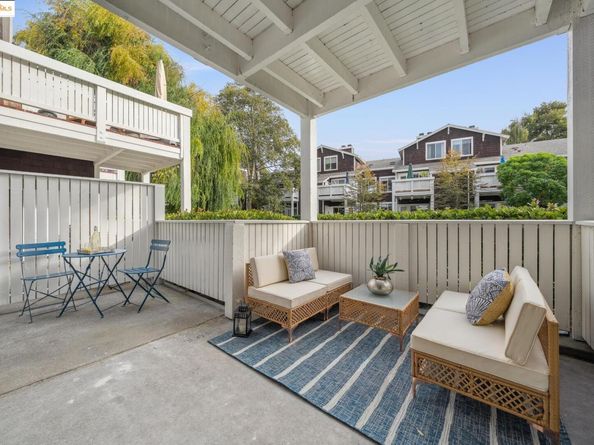 93 Bayside Ct, Richmond CA 94804
