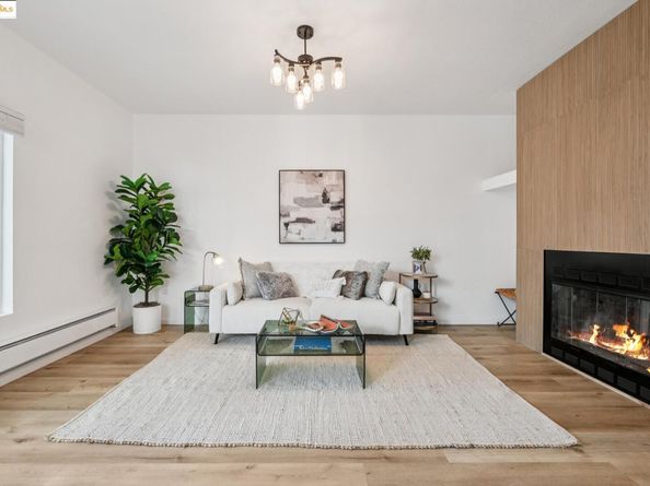 93 Bayside Ct, Richmond CA 94804