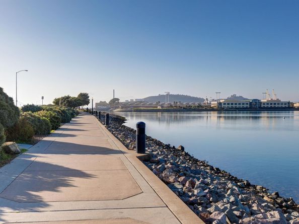 93 Bayside Ct, Richmond CA 94804