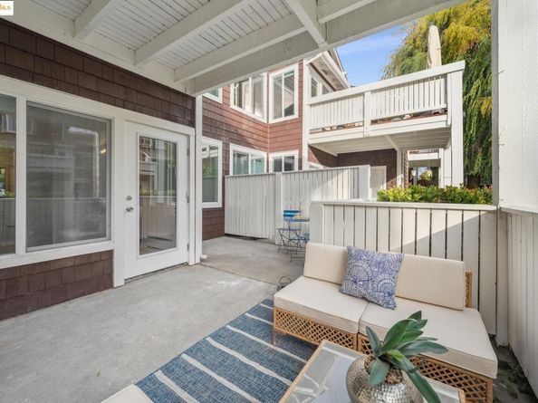 93 Bayside Ct, Richmond CA 94804