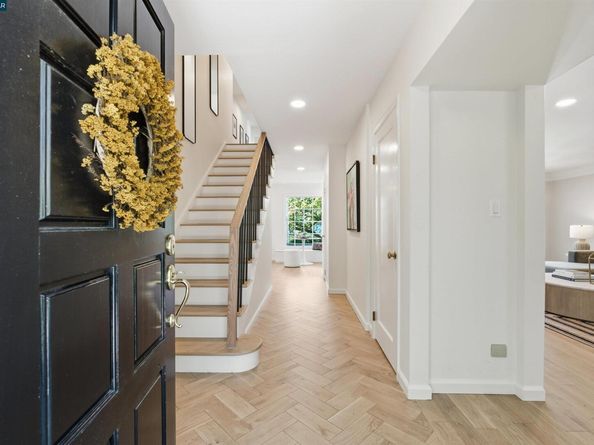 14 Vista Del Mar, Orinda CA 94563