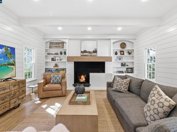 14 Vista Del Mar, Orinda CA 94563