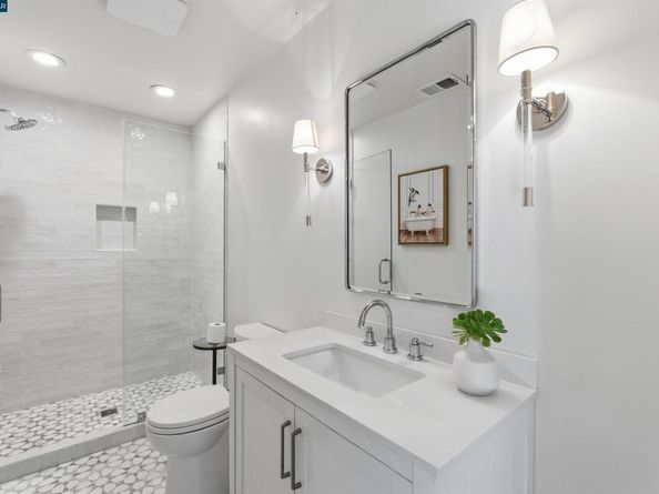 14 Vista Del Mar, Orinda CA 94563