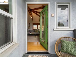 2587 Piedmont Ave 3, Berkeley CA 94704