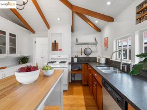 2587 Piedmont Ave 3, Berkeley CA 94704