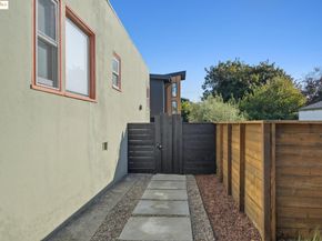 1516 Blake St A, Berkeley CA 94703