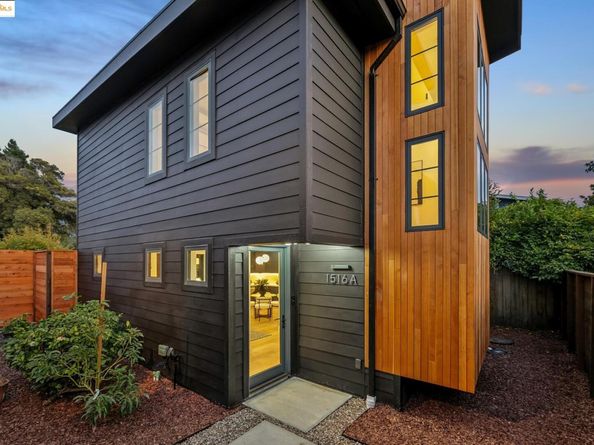 1516 Blake St A, Berkeley CA 94703