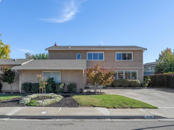 2545 Corte Rivera, Pleasanton CA 94566