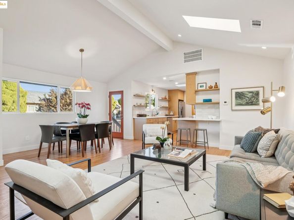 3018 Mabel St, Berkeley CA 94702