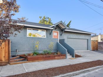 3018 Mabel St