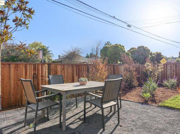 3018 Mabel St, Berkeley CA 94702