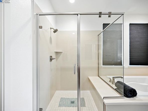2100 Carbondale, Dublin CA 94568