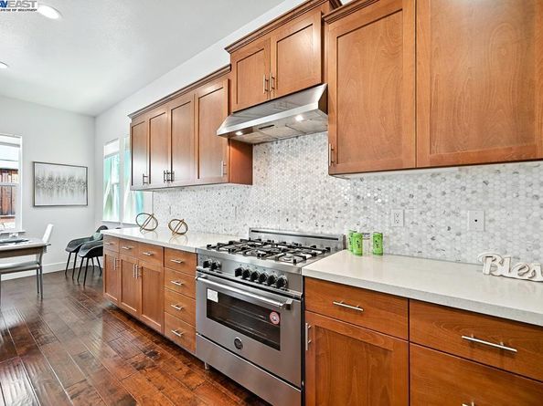 2100 Carbondale, Dublin CA 94568