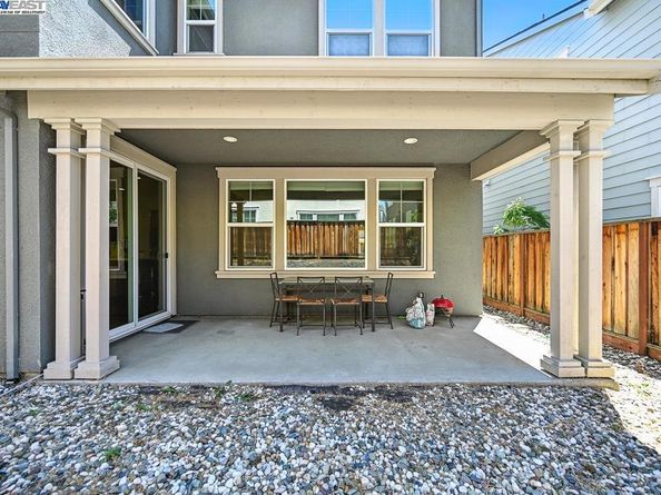 2100 Carbondale, Dublin CA 94568