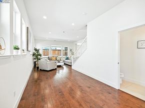 2100 Carbondale, Dublin CA 94568