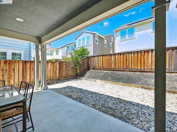2100 Carbondale, Dublin CA 94568
