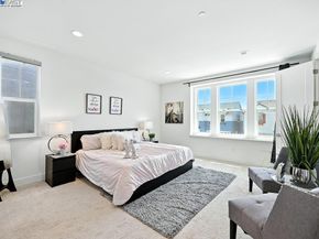 2100 Carbondale, Dublin CA 94568