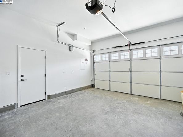 2100 Carbondale, Dublin CA 94568