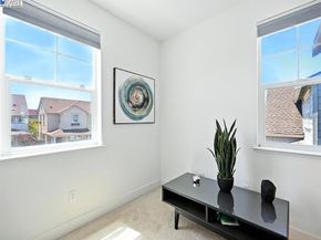 2100 Carbondale, Dublin CA 94568