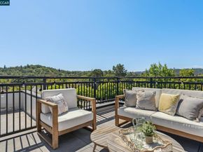 900 Brown Ave, Lafayette CA 94549