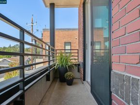 900 Brown Ave, Lafayette CA 94549