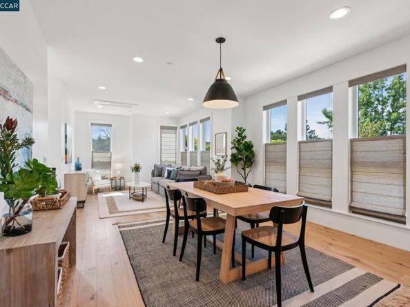 900 Brown Ave, Lafayette CA 94549