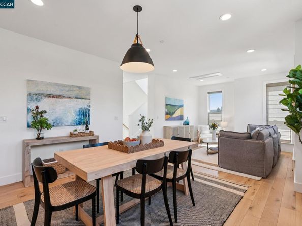 900 Brown Ave, Lafayette CA 94549