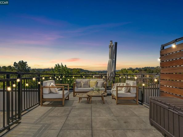 900 Brown Ave, Lafayette CA 94549