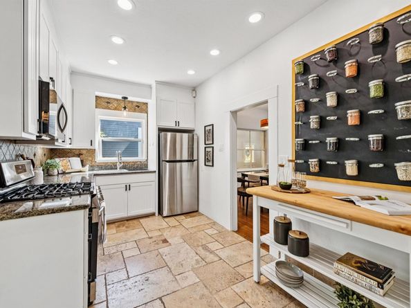 2839 Washington St, Alameda CA 94501