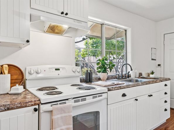 2839 Washington St, Alameda CA 94501