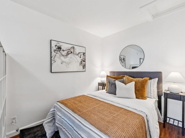 2839 Washington St, Alameda CA 94501
