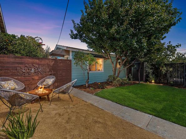 2839 Washington St, Alameda CA 94501