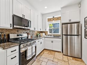 2839 Washington St, Alameda CA 94501