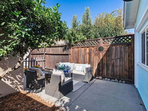 2839 Washington St, Alameda CA 94501
