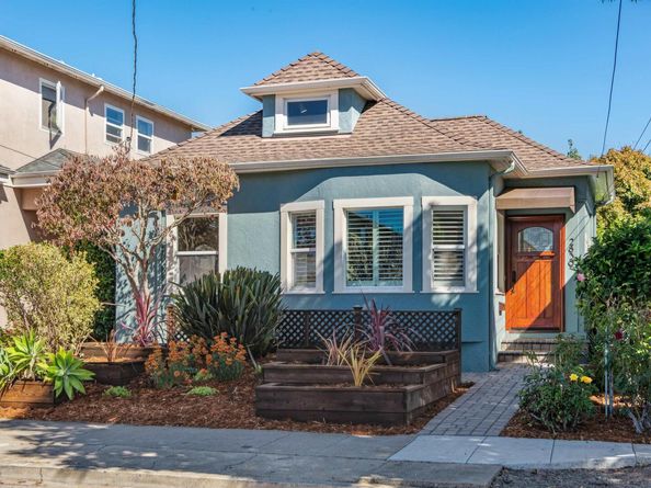 2839 Washington St, Alameda CA 94501