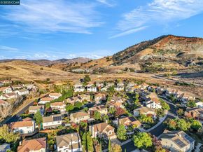 868 Deer Spring Cir, Concord CA 94521